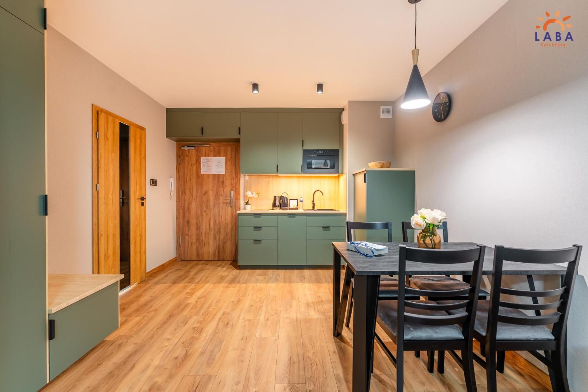 Laba Kolobrzeg Apartamenty Kasprowicza 20C Parking Basen Fitness Bawialnia W Cenie, Parkplatz Schwimmbad Fitness Spielzimmer Im Preis מראה חיצוני תמונה